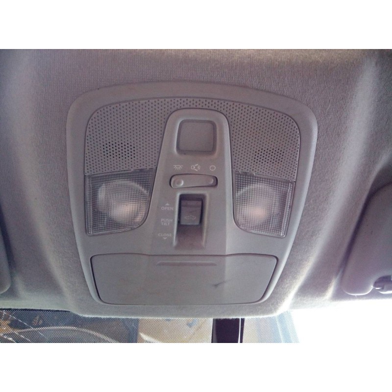 Recambio de luz interior para suzuki vitara 1.6 ddis gle 4x4 referencia OEM IAM   