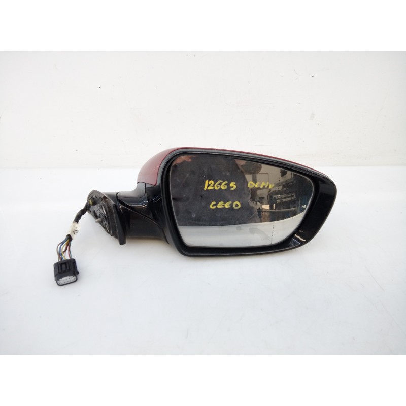 Recambio de retrovisor derecho electrico para kia cee´d drive referencia OEM IAM 20435146  