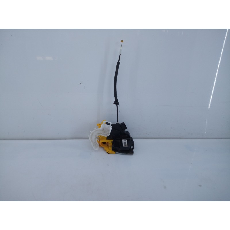 Recambio de cerradura puerta delantera derecha para kia cee´d drive referencia OEM IAM 81320A2410KLN A045035 