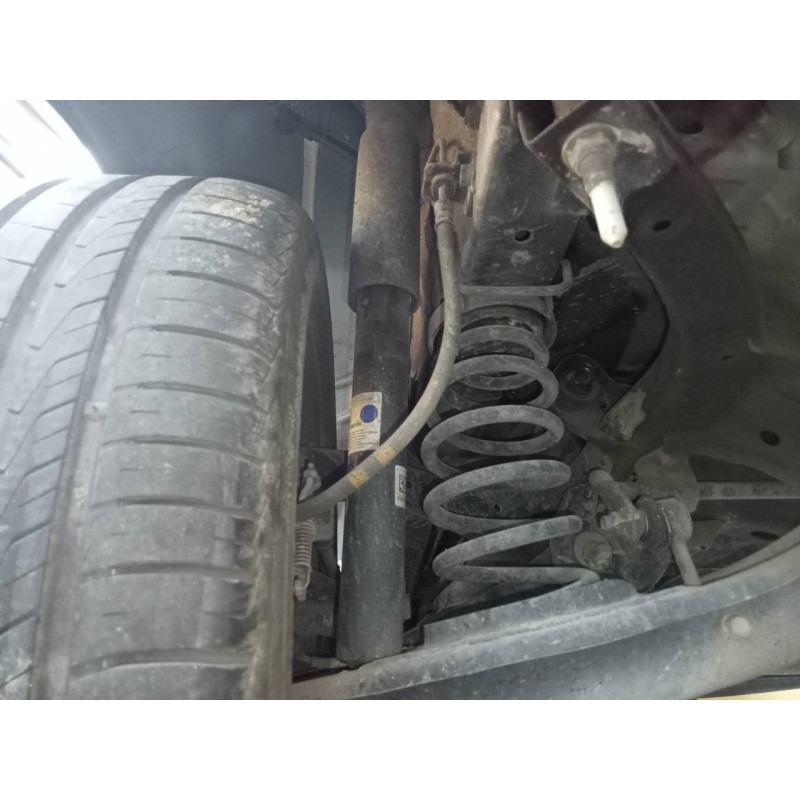 Recambio de amortiguador trasero izquierdo para hyundai i30 (pd) essence referencia OEM IAM   