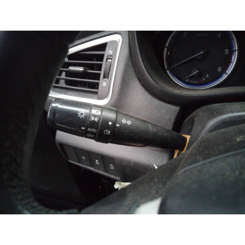 Recambio de mando intermitentes para suzuki sx4 gle referencia OEM IAM   