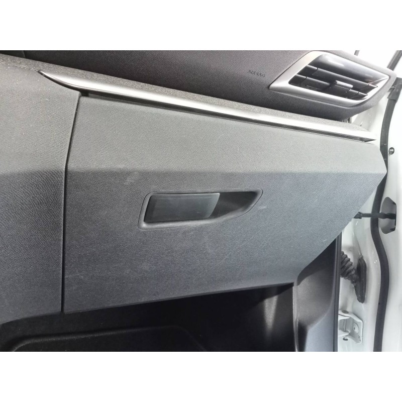 Recambio de guantera para peugeot 3008 gt line referencia OEM IAM   