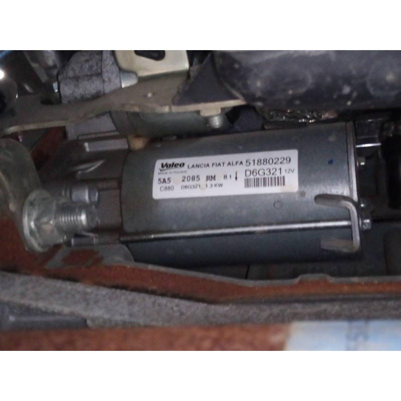 Recambio de motor arranque para opel combo d kasten l1h1 2,4t referencia OEM IAM 51880229  