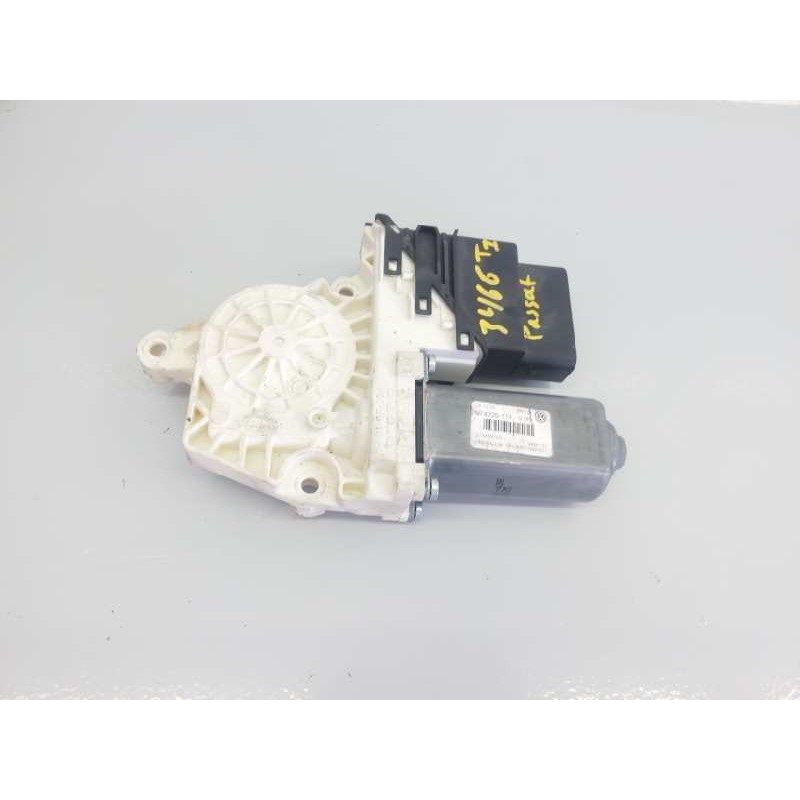 Recambio de motor elevalunas trasero izquierdo para volkswagen passat variant (3c5) advance referencia OEM IAM 1K0959701K 974225