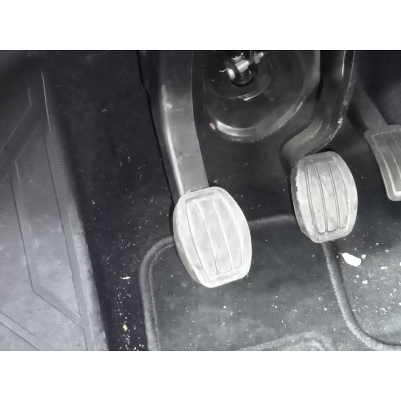 Recambio de pedal embrague para peugeot 3008 gt line referencia OEM IAM   