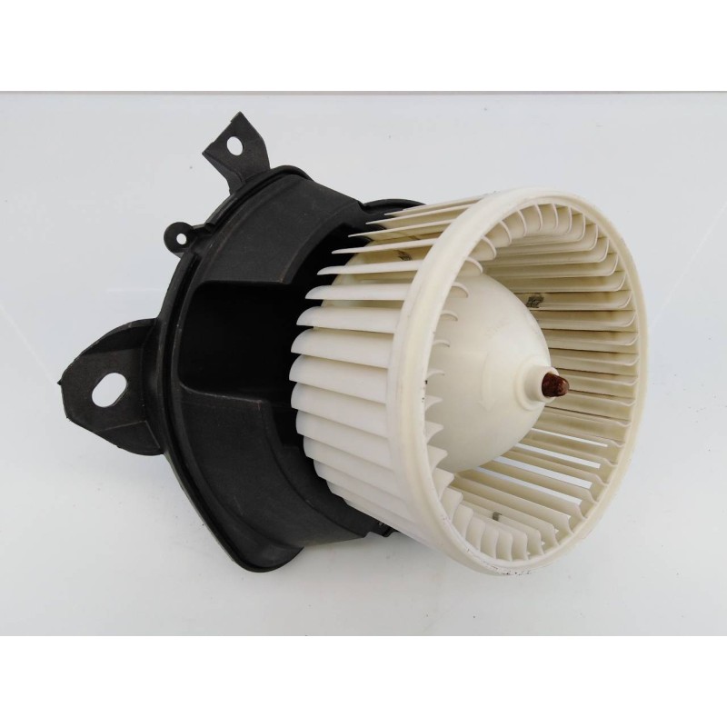 Recambio de ventilador calefaccion para opel combo d kasten l1h1 2,4t referencia OEM IAM 037053 5T743 