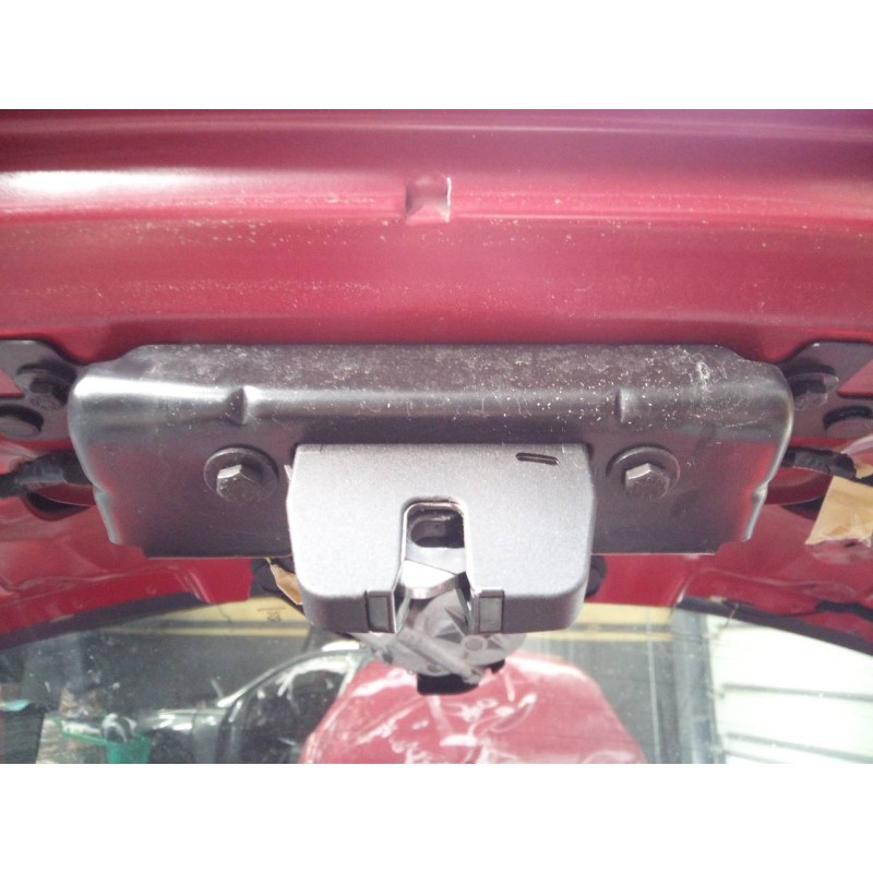 Recambio de cerradura maletero / porton para peugeot 208 active referencia OEM IAM   