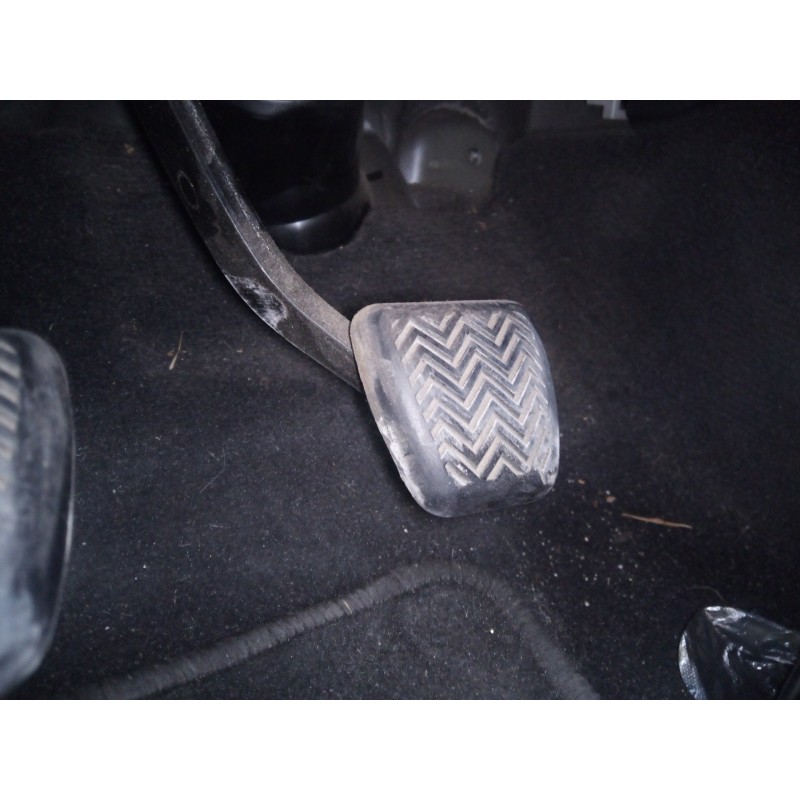 Recambio de pedal freno para toyota avensis (t27) advance referencia OEM IAM   