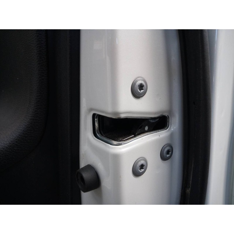 Recambio de cerradura puerta delantera derecha para toyota rav4 hybrid 4x2 luxury referencia OEM IAM   