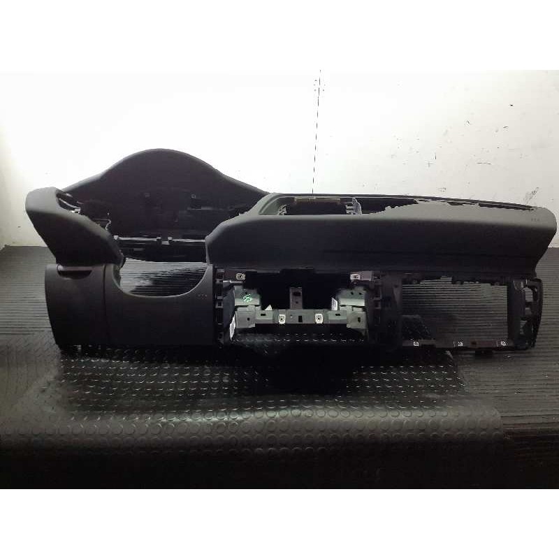 Recambio de salpicadero para citroen c5 berlina exclusive referencia OEM IAM 8231T7 9682177977 