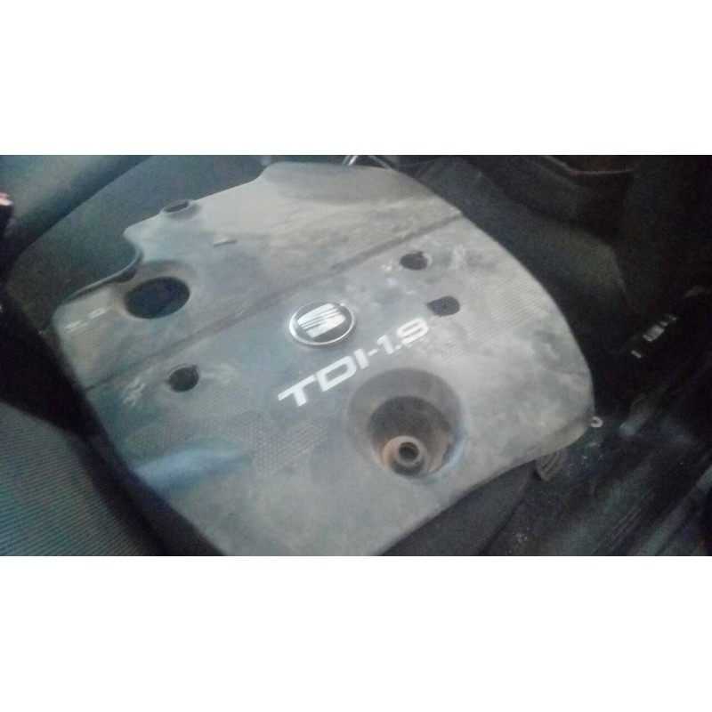 Recambio de tapa motor para seat leon (1m1) signo referencia OEM IAM   