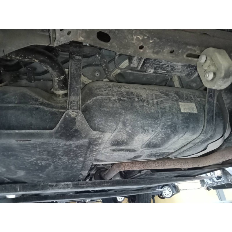 Recambio de deposito combustible para hyundai i30 (pd) essence referencia OEM IAM   