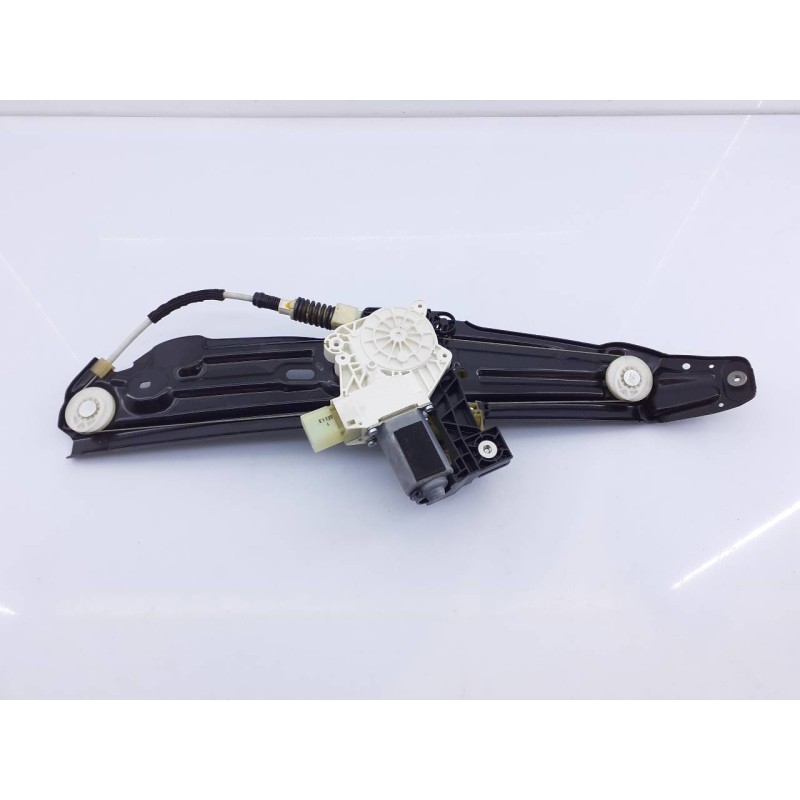 Recambio de elevalunas trasero derecho para bmw serie 5 lim. (f10) 520d referencia OEM IAM 7746023802  