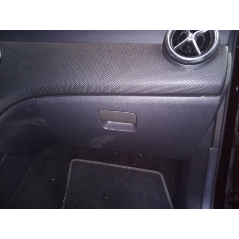 Recambio de guantera para mercedes clase a (w176) a 180 cdi blueefficiency (176.012) referencia OEM IAM   