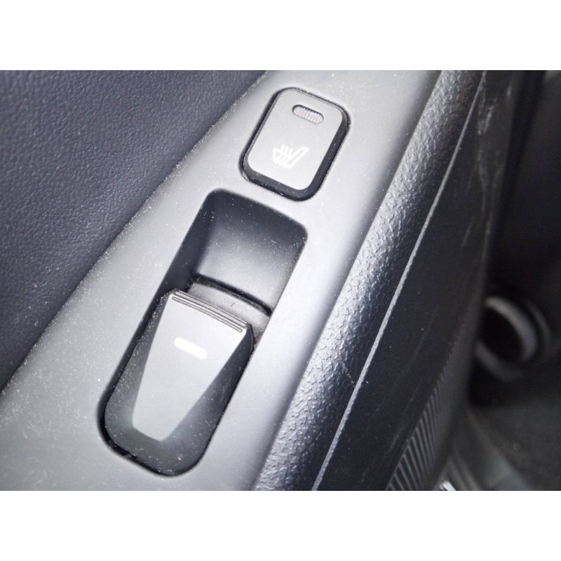 Recambio de mando elevalunas trasero izquierdo para hyundai ix35 comfort 2wd referencia OEM IAM   