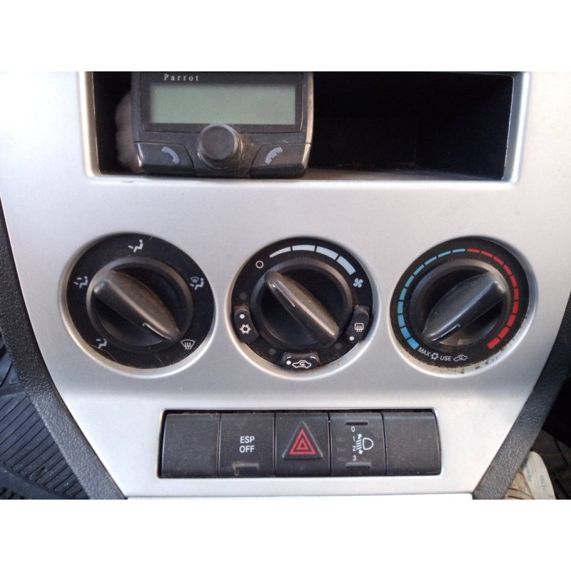 Recambio de mando calefaccion / aire acondicionado para dodge caliber s referencia OEM IAM   