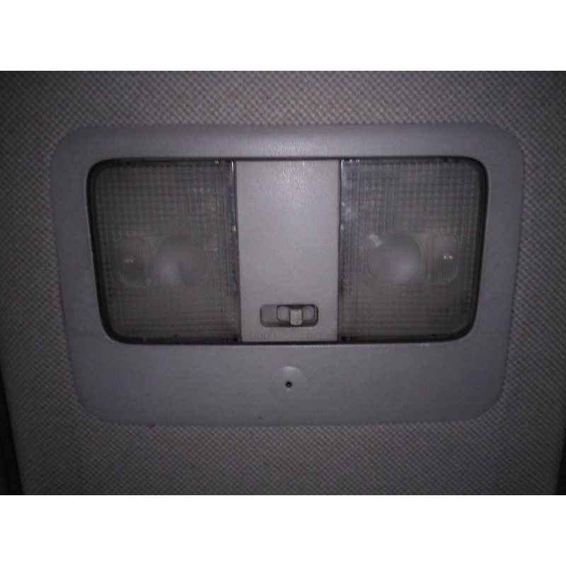 Recambio de luz interior para nissan x-trail (t31) se referencia OEM IAM   