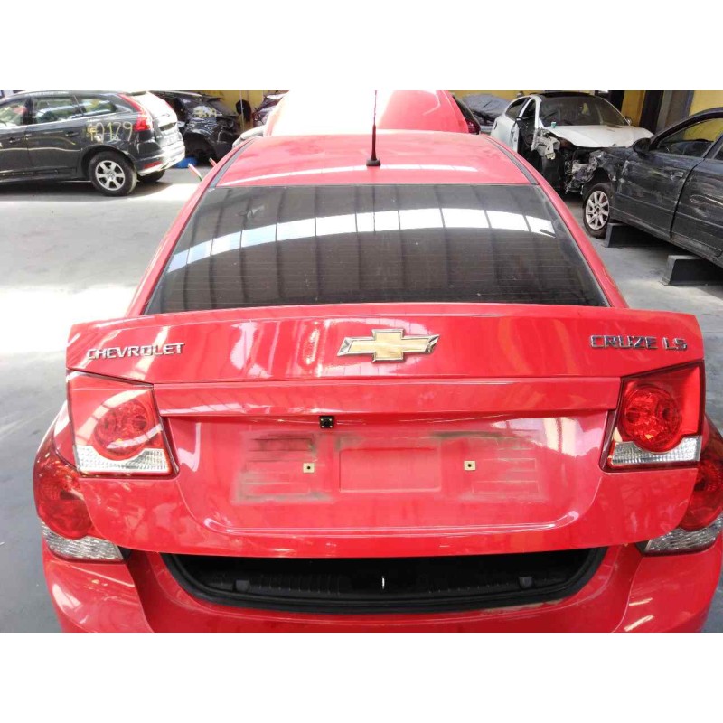 Recambio de porton trasero para chevrolet cruze ls referencia OEM IAM   