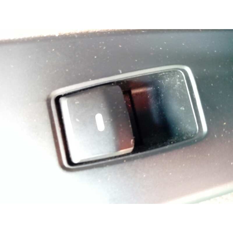 Recambio de mando elevalunas trasero izquierdo para hyundai i20 trend referencia OEM IAM   