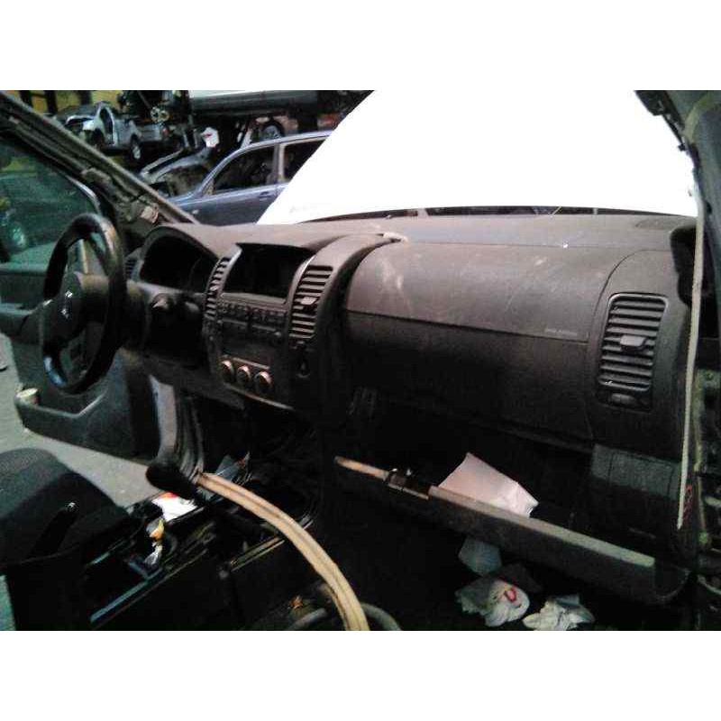 Recambio de salpicadero para nissan pathfinder (r51) 2.5 dci se referencia OEM IAM 68100EB301  