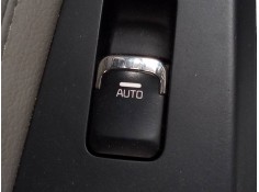 Recambio de mando elevalunas trasero izquierdo para kia cee´d drive referencia OEM IAM   