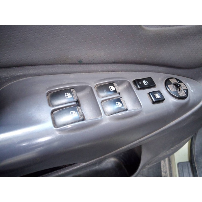 Recambio de mando elevalunas delantero izquierdo para hyundai tucson (jm) 2.0 crdi comfort referencia OEM IAM   