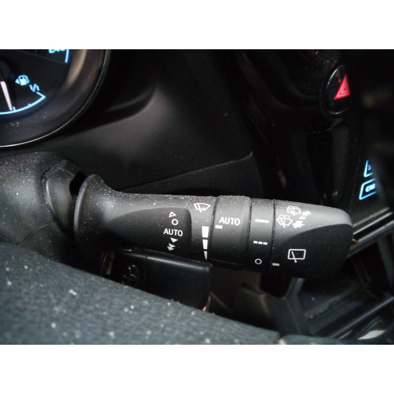 Recambio de mando limpia para toyota auris active referencia OEM IAM   