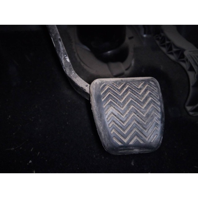 Recambio de pedal freno para toyota auris active referencia OEM IAM   