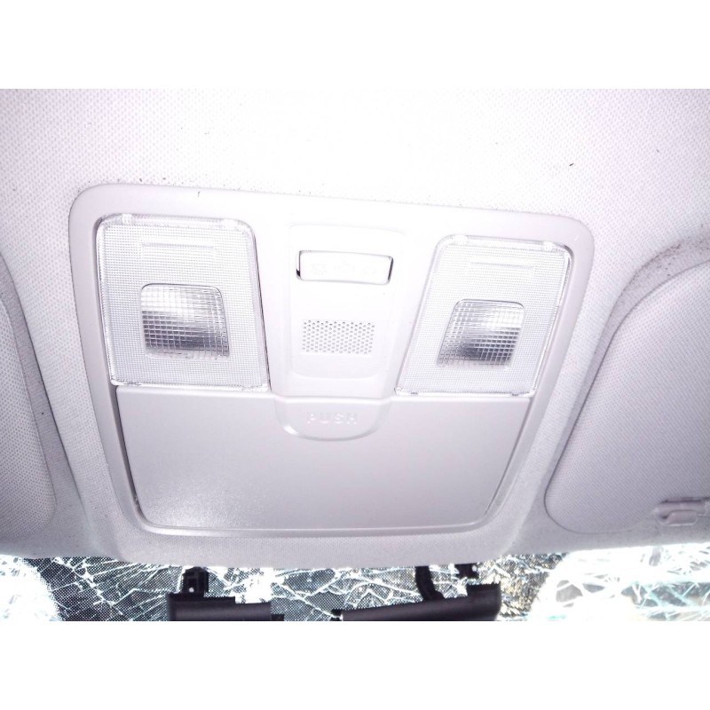 Recambio de luz interior para hyundai i20 trend referencia OEM IAM   