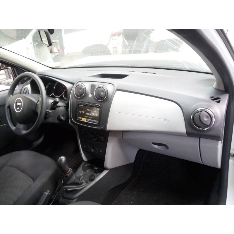 Recambio de salpicadero para dacia sandero ambiance referencia OEM IAM   