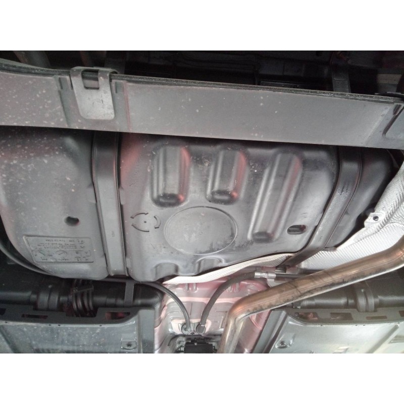 Recambio de deposito combustible para hyundai i20 trend referencia OEM IAM   