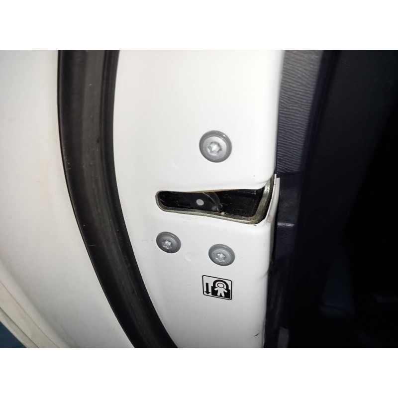 Recambio de cerradura puerta trasera izquierda para toyota avensis (t27) advance referencia OEM IAM   