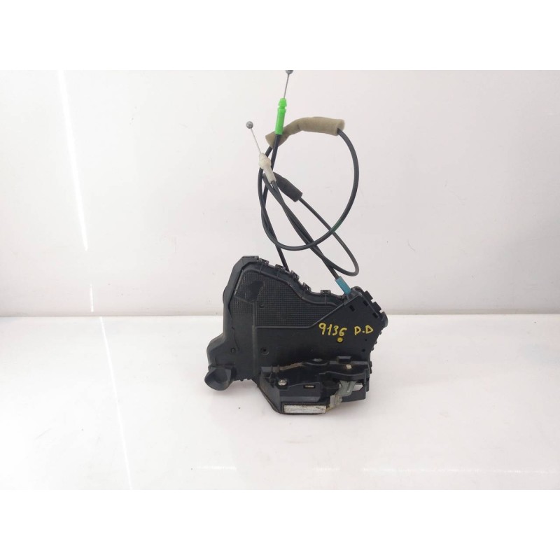 Recambio de cerradura puerta delantera derecha para toyota rav 4 advance referencia OEM IAM A046693  