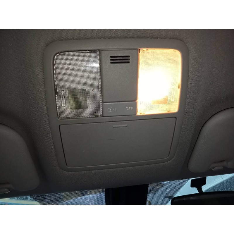 Recambio de luz interior para toyota avensis (t27) advance referencia OEM IAM   