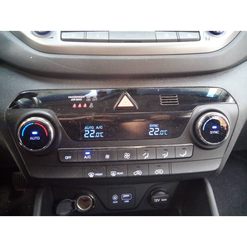 Recambio de mando climatizador para hyundai tucson essence bluedrive 2wd referencia OEM IAM   