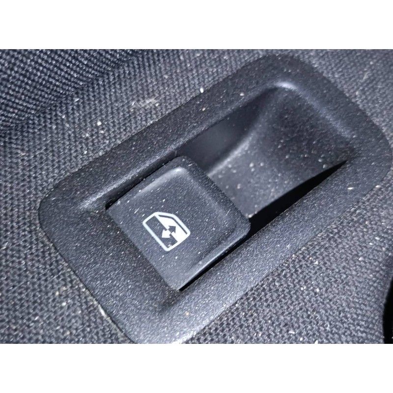 Recambio de mando elevalunas trasero izquierdo para volkswagen touran (5t1) advance bmt referencia OEM IAM   