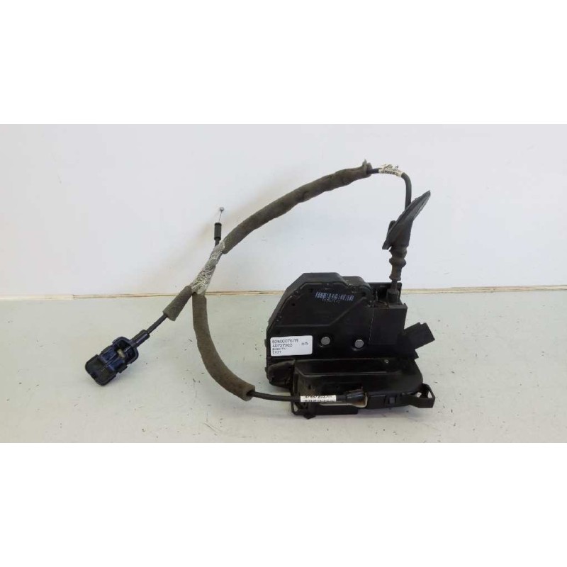 Recambio de cerradura puerta trasera derecha para renault clio iv expression referencia OEM IAM 825001873R 40727203 