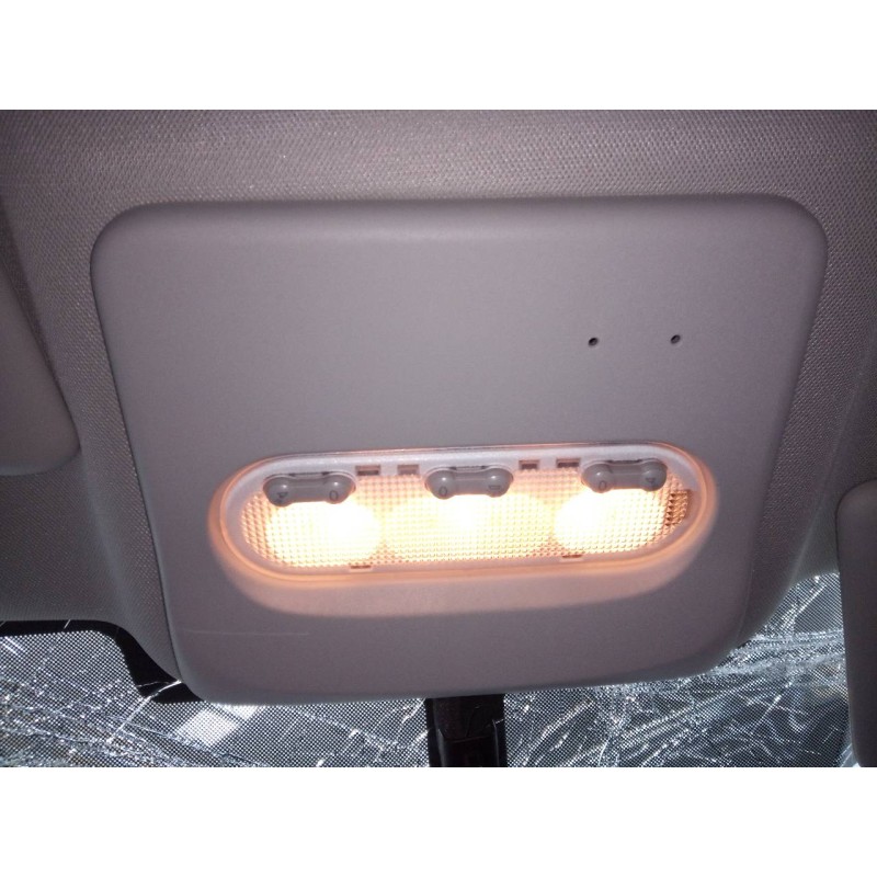 Recambio de luz interior para nissan qashqai (j11) tekna referencia OEM IAM   