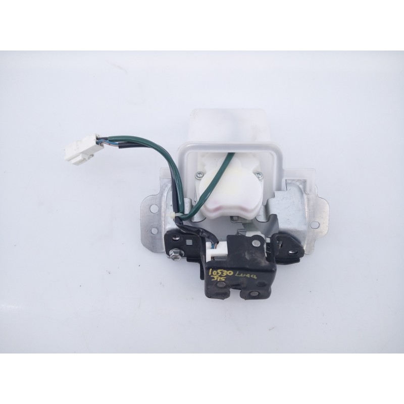 Recambio de cerradura maletero / porton para toyota land cruiser (j15) gx referencia OEM IAM   