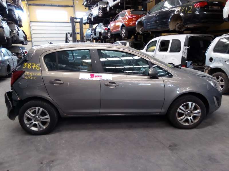 opel corsa d del año 2013