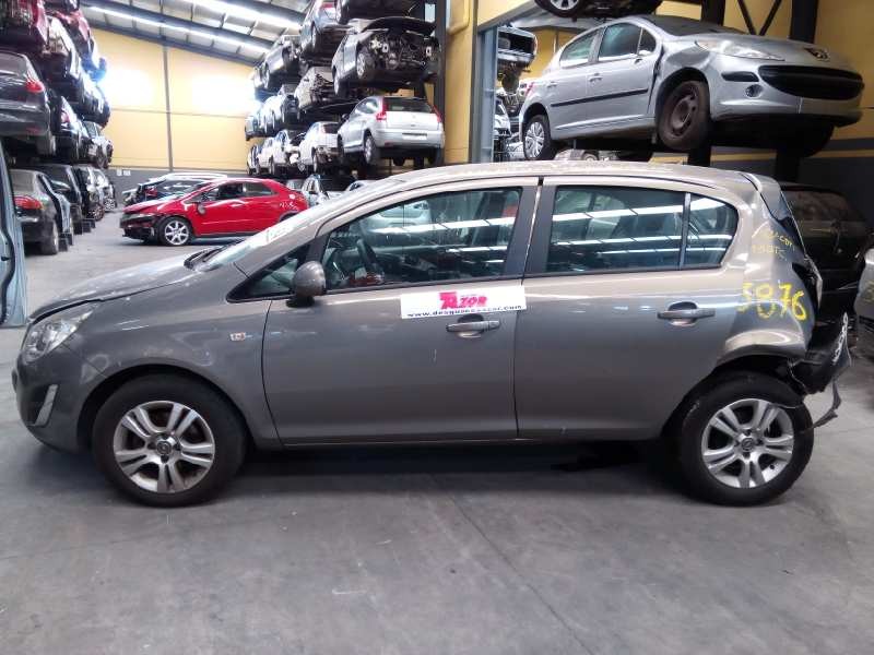 opel corsa d del año 2013