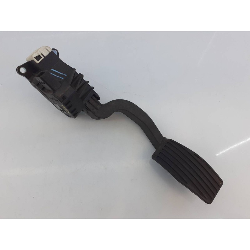 Recambio de pedal acelerador para opel corsa d cosmo referencia OEM IAM 13305804  