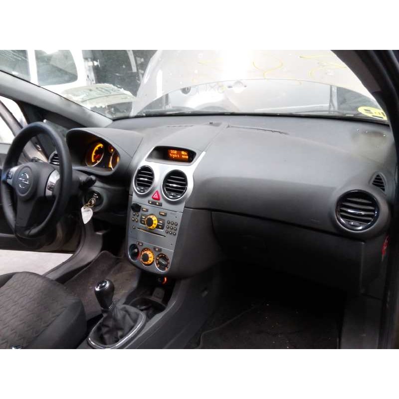 opel corsa d del año 2013