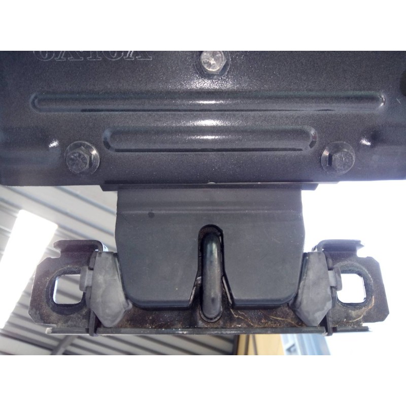 Recambio de cerradura maletero / porton para volvo v50 familiar 2.0 d kinetic referencia OEM IAM   