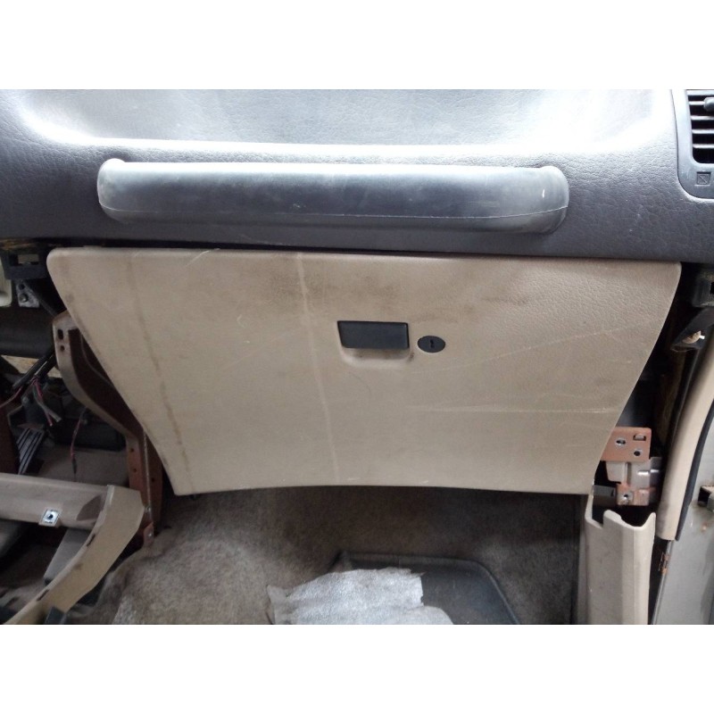 Recambio de guantera para nissan terrano/terrano.ii (r20) lx (3-ptas.) referencia OEM IAM   