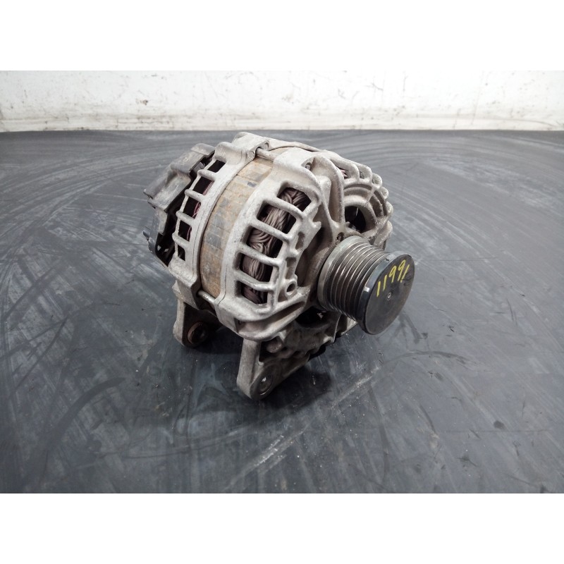 Recambio de alternador para nissan x-trail (t32) acenta referencia OEM IAM 231004BE0A F000BL0841 