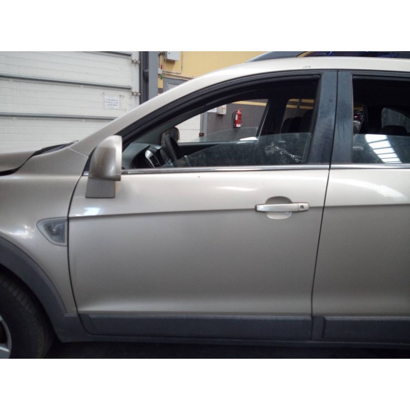 Recambio de puerta delantera izquierda para chevrolet captiva 2.0 vcdi ls referencia OEM IAM   