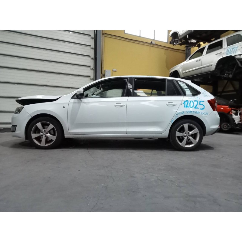 skoda spaceback (5h) del año 2015