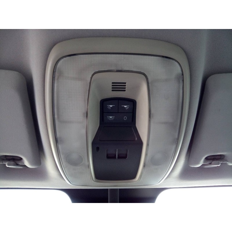 Recambio de luz interior para volvo v50 familiar 2.0 d kinetic referencia OEM IAM   