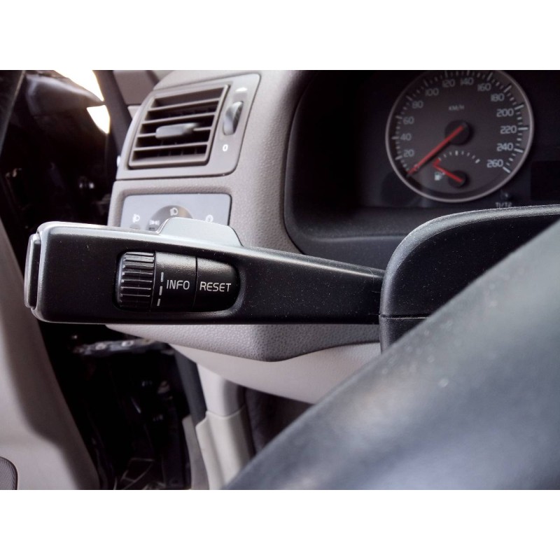 Recambio de mando intermitentes para volvo v50 familiar 2.0 d kinetic referencia OEM IAM   